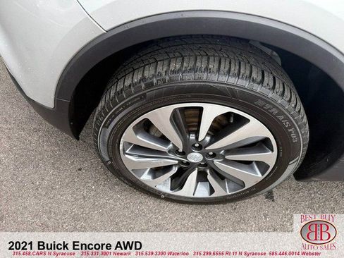 Used 2021 Buick Encore Preferred AWD/4WD image 9