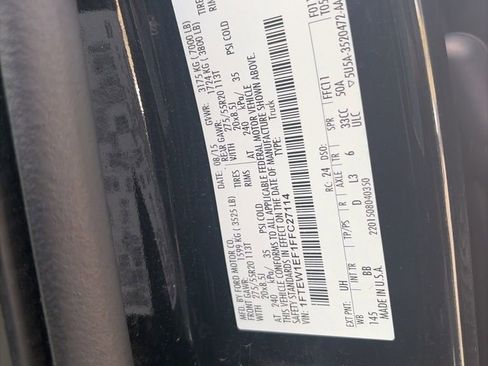 Used 2015 Ford F150 Platinum w/ Equipment Group 701A Luxury image 30