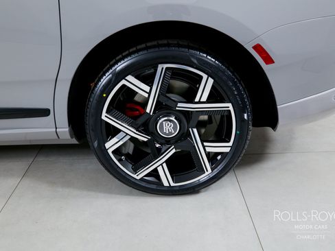 New 2027 Rolls-Royce Cullinan Black Badge AWD/4WD image 44