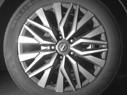 Used 2025 Nissan Altima 2.5 SV image 13