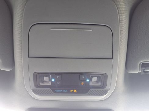 Used 2023 Ford F150 XL w/ XL Chrome Appearance Package RWD image 9