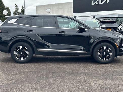 Certified 2026 Kia Sportage LX w/ LX Convenience Package image 3