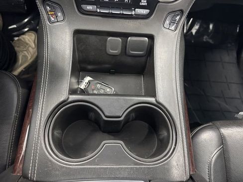 Used 2018 GMC Yukon SLT image 54