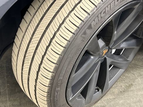 Used 2023 Tesla Model 3 Standard Range image 44