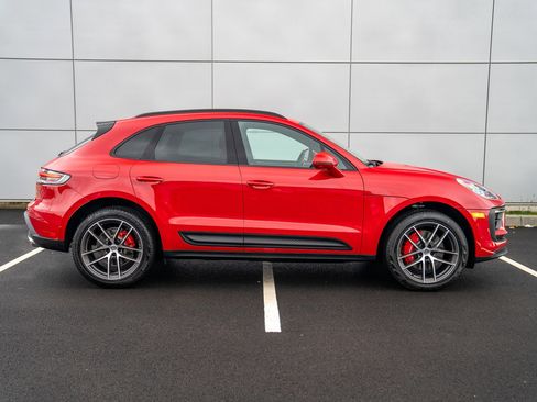 New 2026 Porsche Macan S image 8