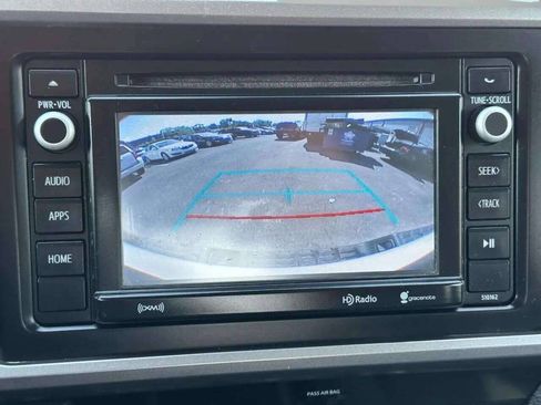 Used 2018 Toyota Tacoma SR5 AWD/4WD image 52