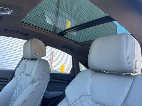New 2025 Audi SQ5 Premium Plus AWD/4WD image 38