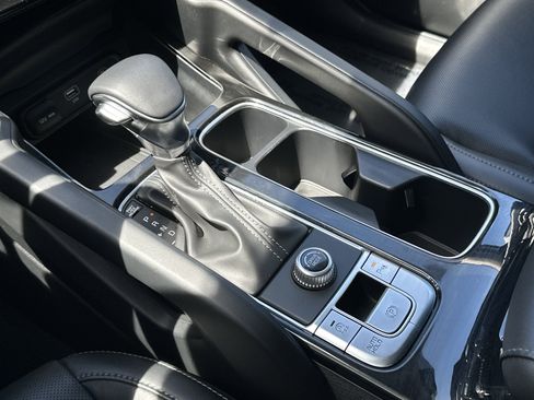 Used 2023 Kia Telluride S w/ S Sunroof Package FWD image 29