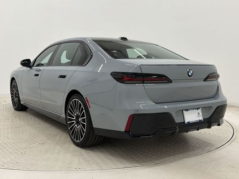 New 2026 BMW 740i w/ Premium Package RWD image 3