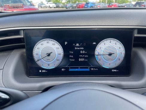 Used 2024 Hyundai Santa Cruz Night AWD/4WD image 18