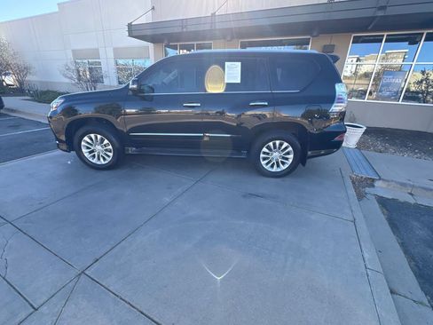 Used 2019 Lexus GX 460 Premium w/ Premium Package AWD/4WD image 8