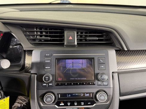 Used 2018 Honda Civic Sport image 13