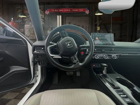 Used 2022 Honda Civic Sport Touring image 18