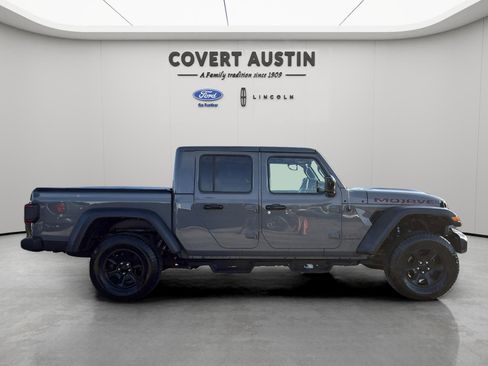 Used 2021 Jeep Gladiator Mojave image 6