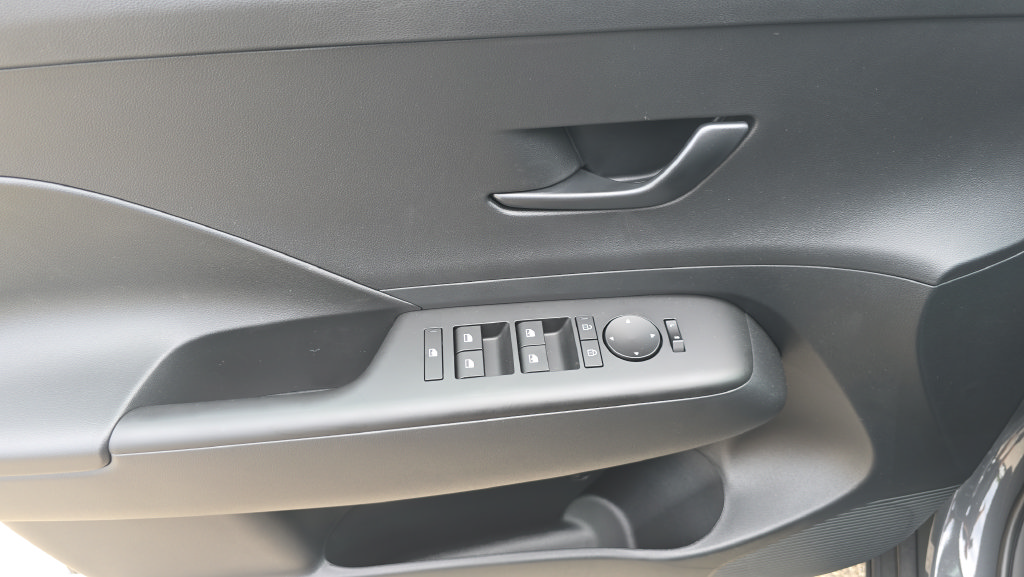 New 2027 Hyundai Kona SEL Sport AWD/4WD image 15