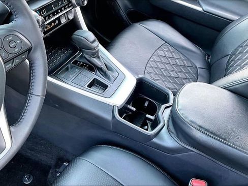 Used 2025 Toyota RAV4 XLE w/ Convenience Package AWD/4WD image 18