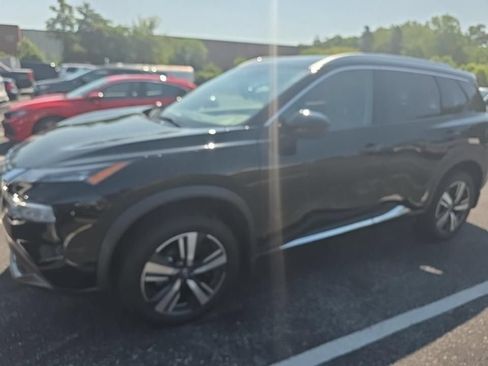 Certified 2023 Nissan Rogue SL AWD/4WD image 2