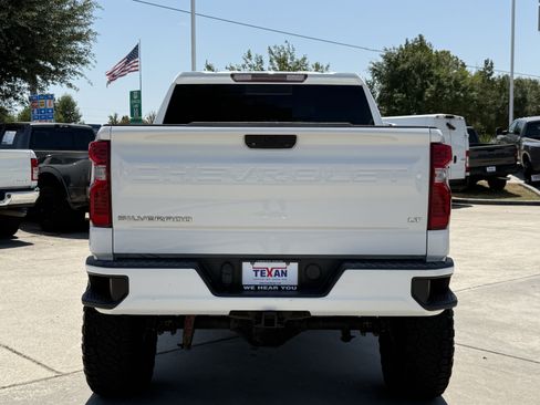Used 2019 Chevrolet Silverado 1500 LT w/ Texas Edition RWD image 6