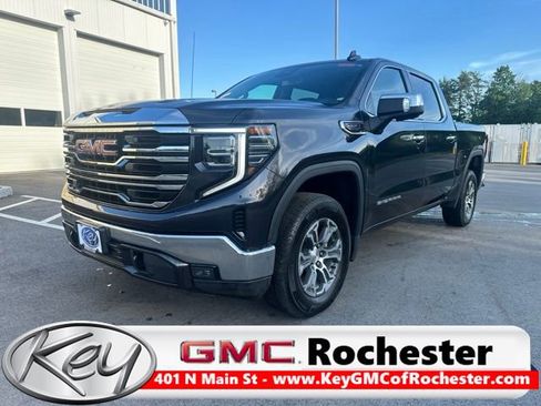 Used 2025 GMC Sierra 1500 SLT AWD/4WD image 1