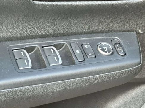 Used 2023 Honda CR-V EX-L image 17