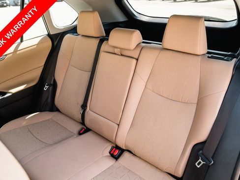 Certified 2025 Toyota RAV4 XLE FWD image 28