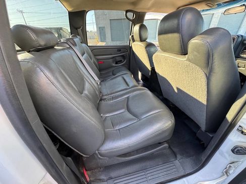 Used 2005 Chevrolet Silverado 2500 4x4 Crew Cab image 44