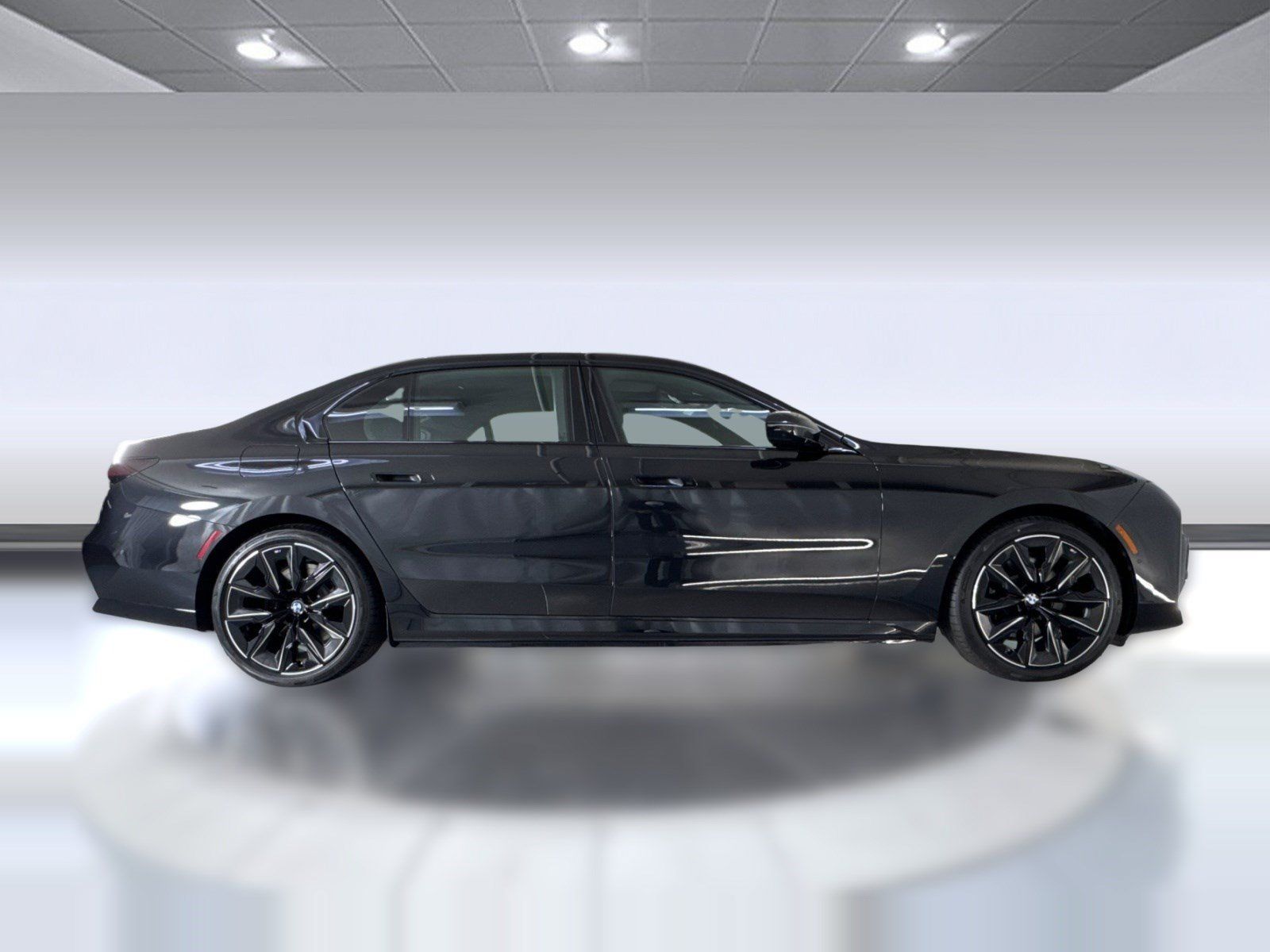 Used 2026 BMW i7 eDrive50 w/ M Sport Package RWD image 8