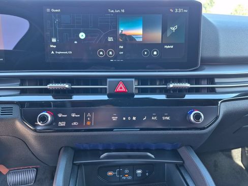 New 2026 Kia Sportage SX Prestige AWD/4WD image 8
