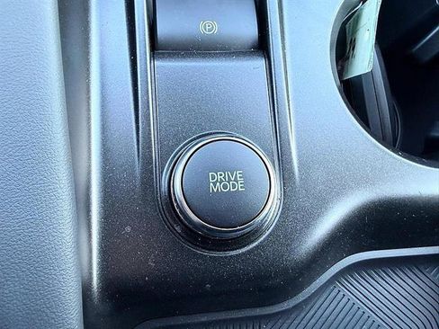 Used 2026 Ford Explorer Active w/ Active Comfort Package image 43