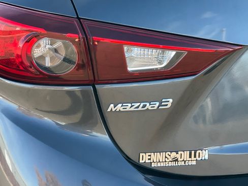 Used 2014 MAZDA MAZDA3 i SV image 21