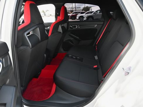 Used 2024 Honda Civic Type R image 39