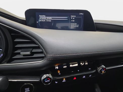 Used 2023 MAZDA MAZDA3 Hatchback w/Premium Plus Pkg image 15