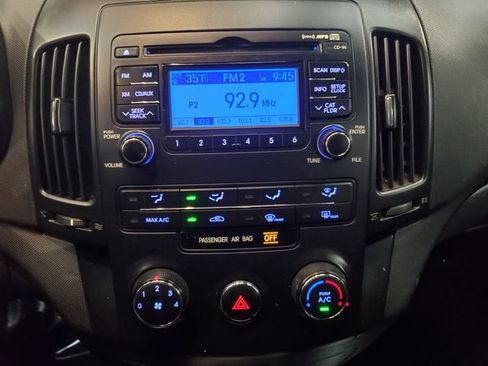 Used 2012 Hyundai Elantra GLS w/ Preferred Pkg image 18