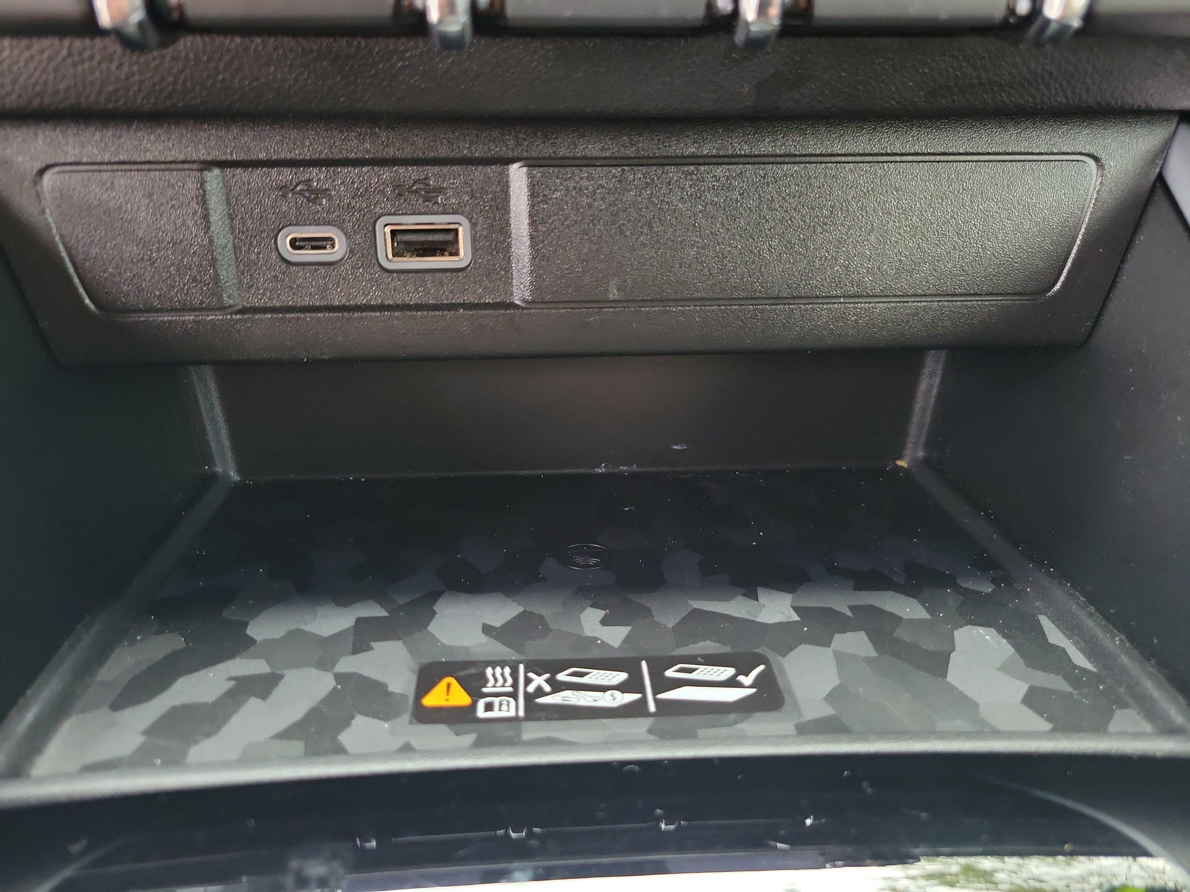Used 2024 Chevrolet Colorado LT w/ LT Convenience Package RWD image 13