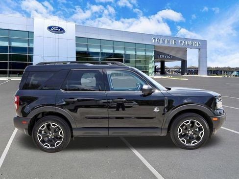 Used 2025 Ford Bronco Sport Outer Banks w/ Outer Banks Tech Package+ AWD/4WD image 5