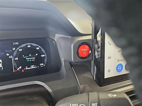 Used 2025 Toyota Tacoma 4x4 Double Cab Hybrid image 32