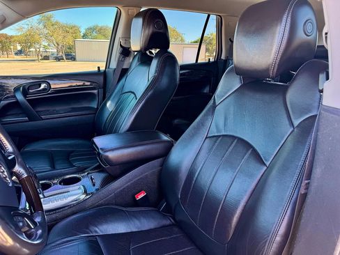 Used 2014 Buick Enclave Premium image 12