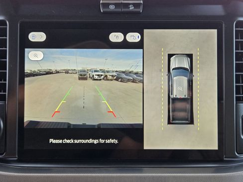 New 2026 Ford F450 Platinum w/ Platinum Plus Package image 21