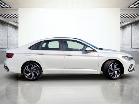 New 2026 Volkswagen Jetta SEL FWD image 5
