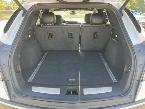 Used 2021 Cadillac XT5 Sportv w/ LPO, Floor Liner Package AWD/4WD image 22