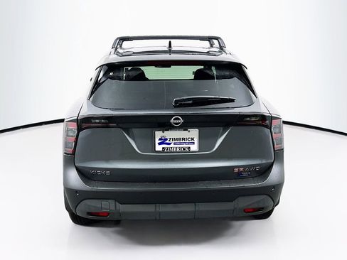 New 2026 Nissan Kicks SR image 6