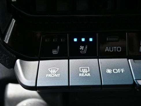 Used 2026 Toyota Land Cruiser w/ Premium Package AWD/4WD image 32