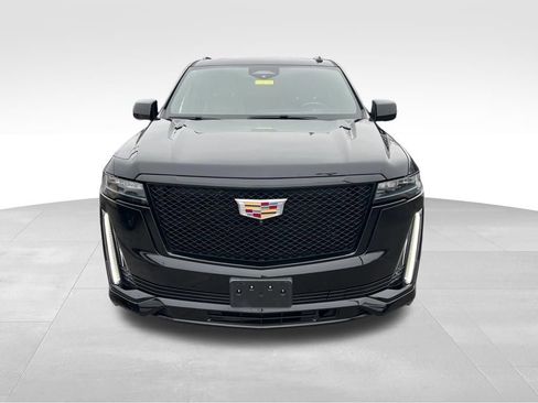 Used 2023 Cadillac Escalade ESV Sport image 3