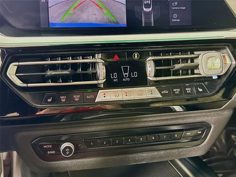 Used 2022 BMW Z4 sDrive30i w/ Premium Package image 16