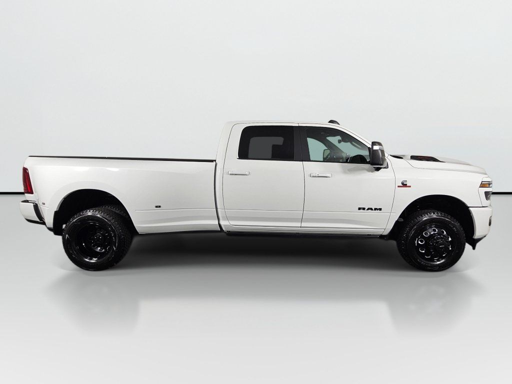 New 2026 RAM 3500 Laramie AWD/4WD image 3