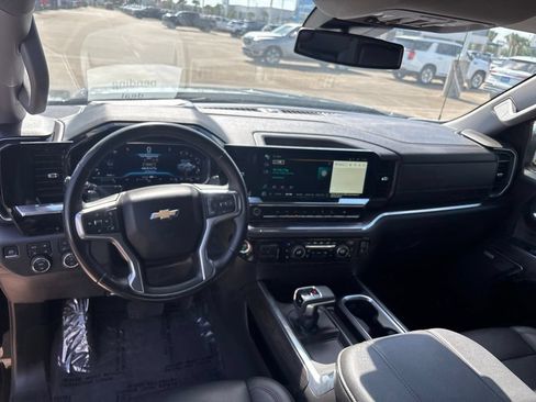Used 2023 Chevrolet Silverado 1500 LTZ w/ LTZ Convenience Package II AWD/4WD image 22
