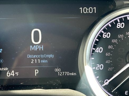 Used 2024 Toyota Camry LE AWD/4WD image 19