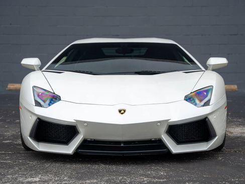 Used 2013 Lamborghini Aventador LP 700-4 image 7