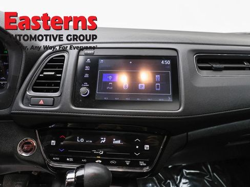 Used 2022 Honda HR-V EX image 12
