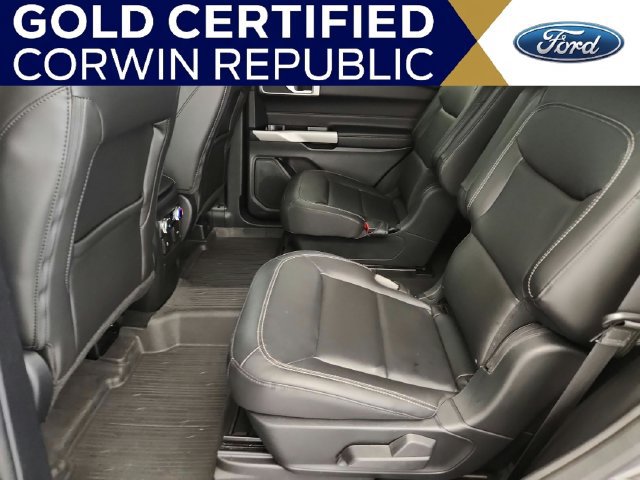 Used 2022 Ford Explorer XLT w/ Equipment Group 202A AWD/4WD image 27